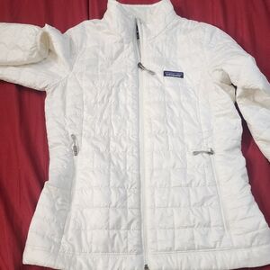 Patagonia Women's White Quilted Jacket